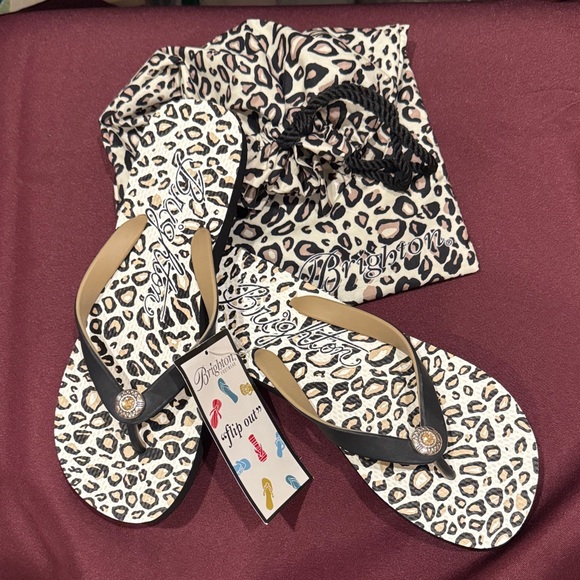 Brighton Shoes - Brighton Leopard Print Sandals with Black and Tan Straps NWT & Dustbag - Size 9